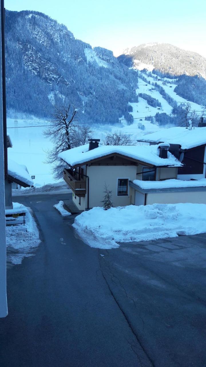 Hotel Eckartauerhof Mayrhofen Buitenkant foto